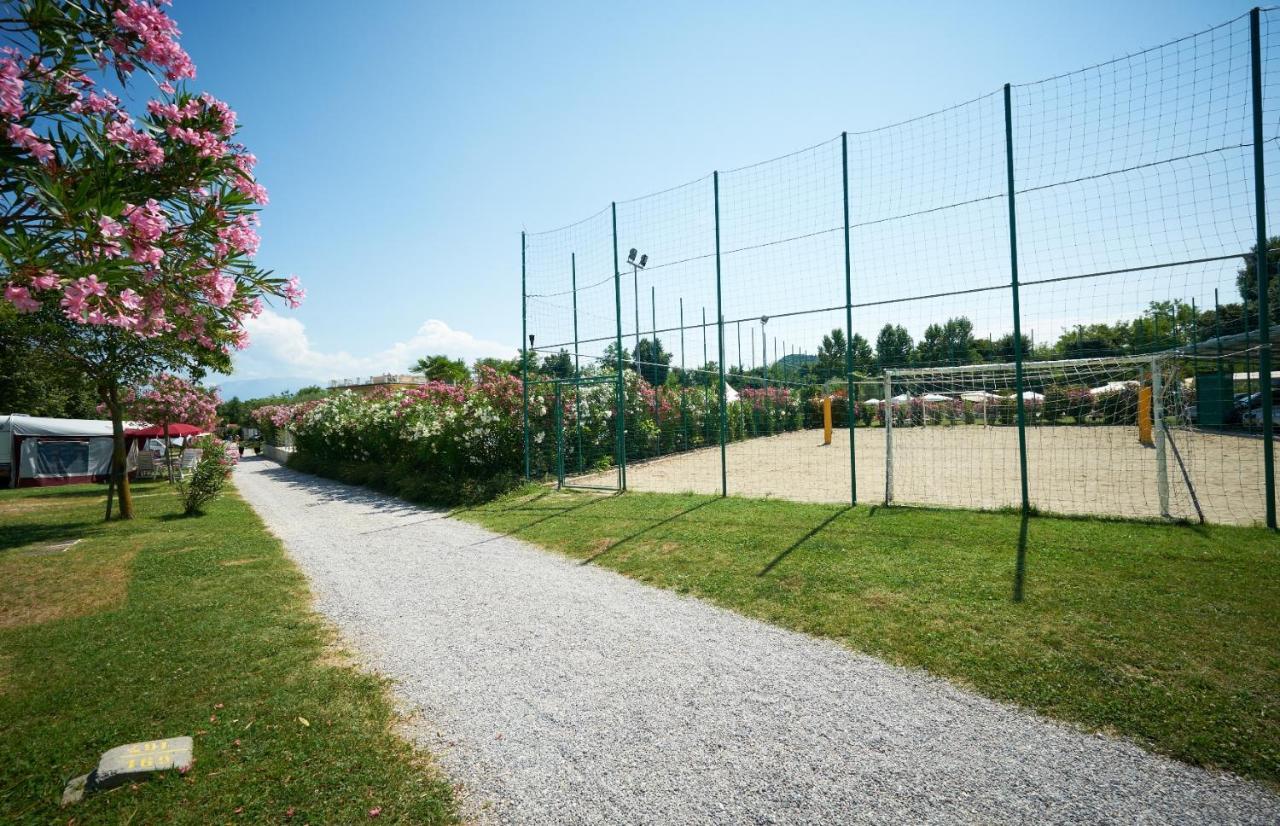 Albatross Mobile Homes On Camping Baia Verde Manerba del Garda Zewnętrze zdjęcie